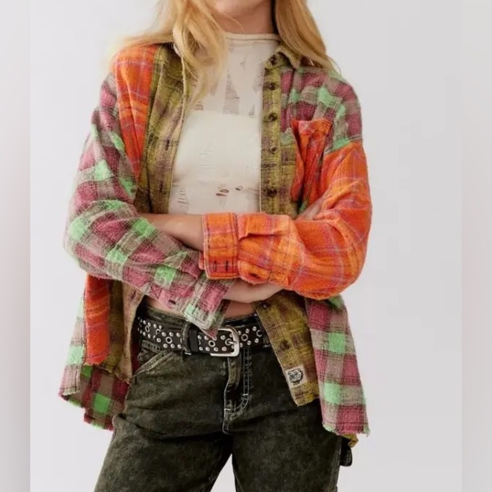 RARE BDG Robbie Spliced Flannel Plaid Patch Button Down Shirt Multicolor Size M